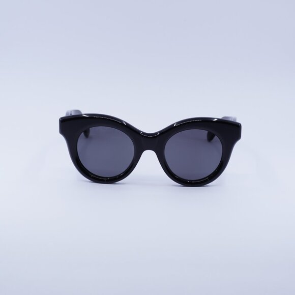 Loewe LW40126I 01A Sunglasses Black Round Frame, Grey Lenses - Picture 6 of 10